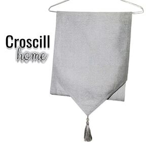 Croscill Home Dining Table Linens Silver Runner Holiday Home Dining Table Linen
